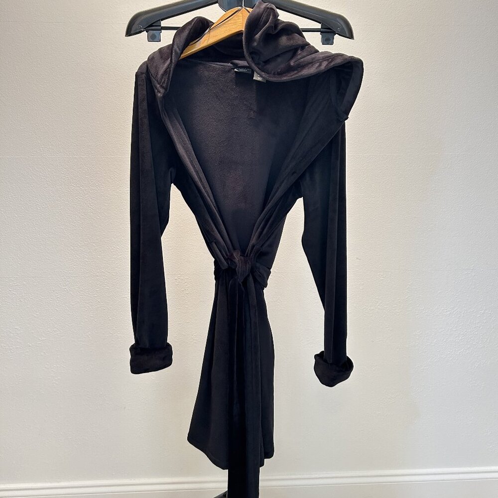 Tahari Sleepwear Black Velour Hooded Robe - Size S - NWOT